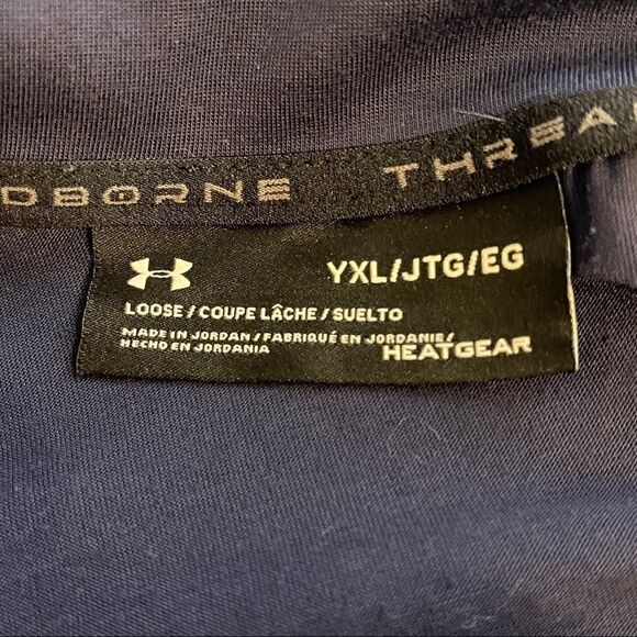 Under Armour Youth XL Navy-Red 1/4 Zip Top - Picture 2 of 4